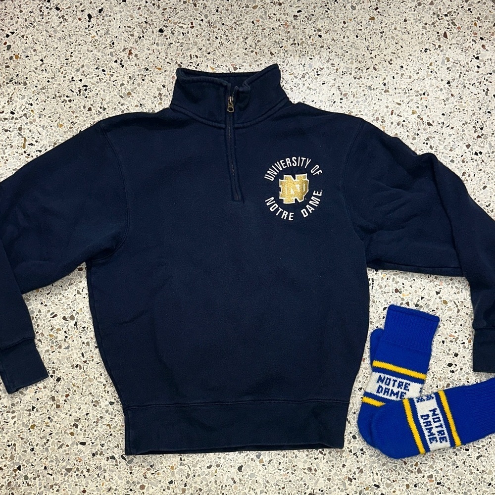 Notre Dame navy blue 1/4 zip sweatshirt & vintage mittens small s